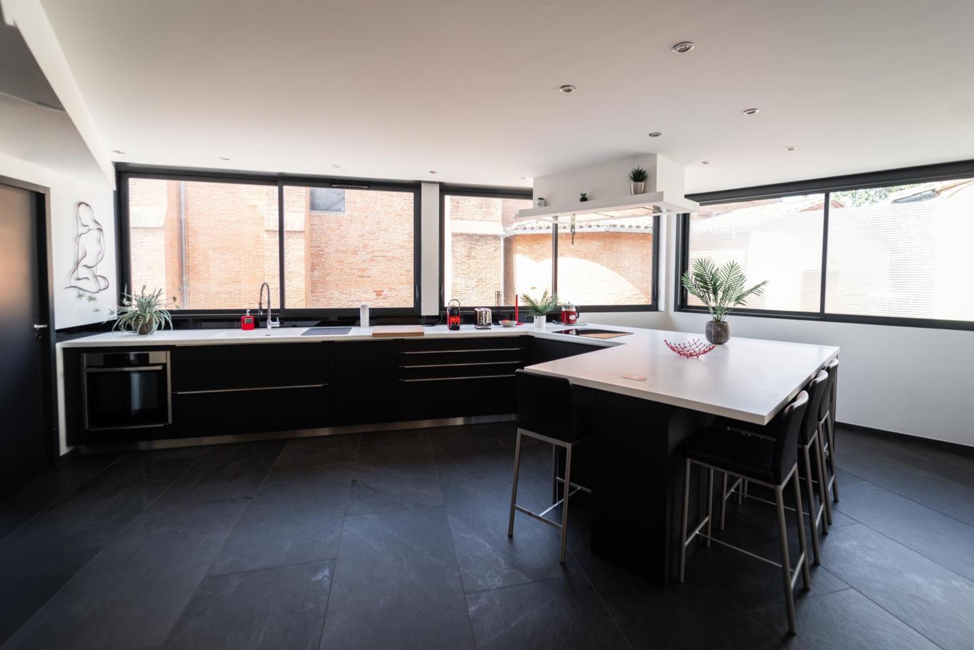 Loft 150 M2 Jacuzzi, Sauna Et Massage Blagnac Exterior foto